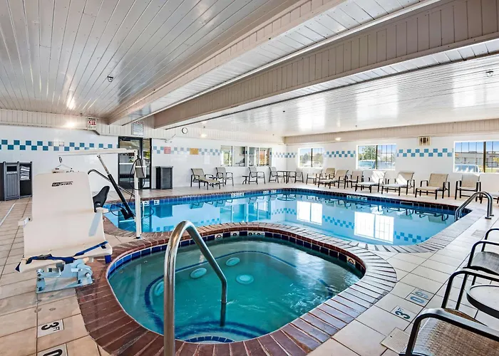 Resort: Best Western Firestone Inn & Suites